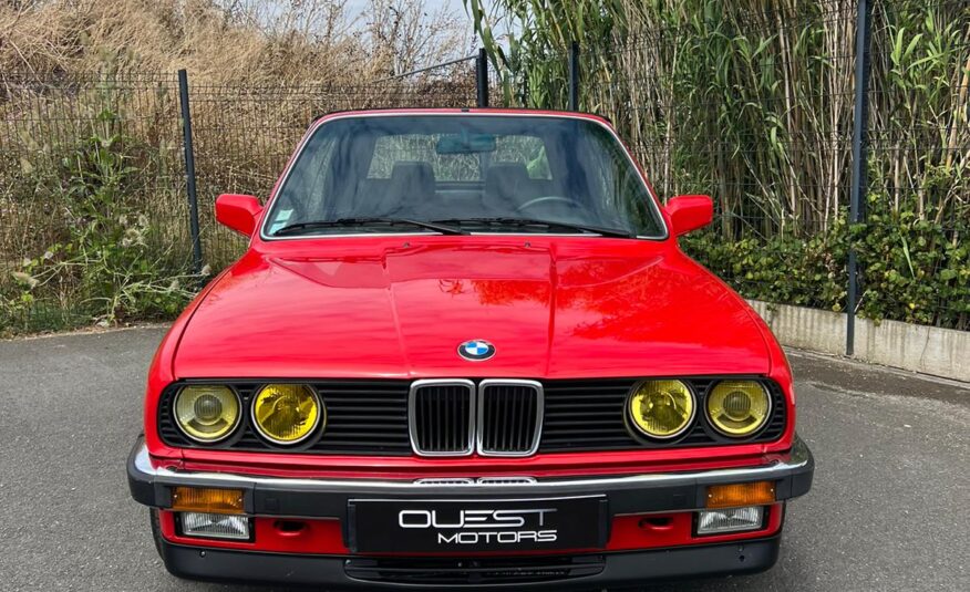 BMW E30 325 i CABRIOLET