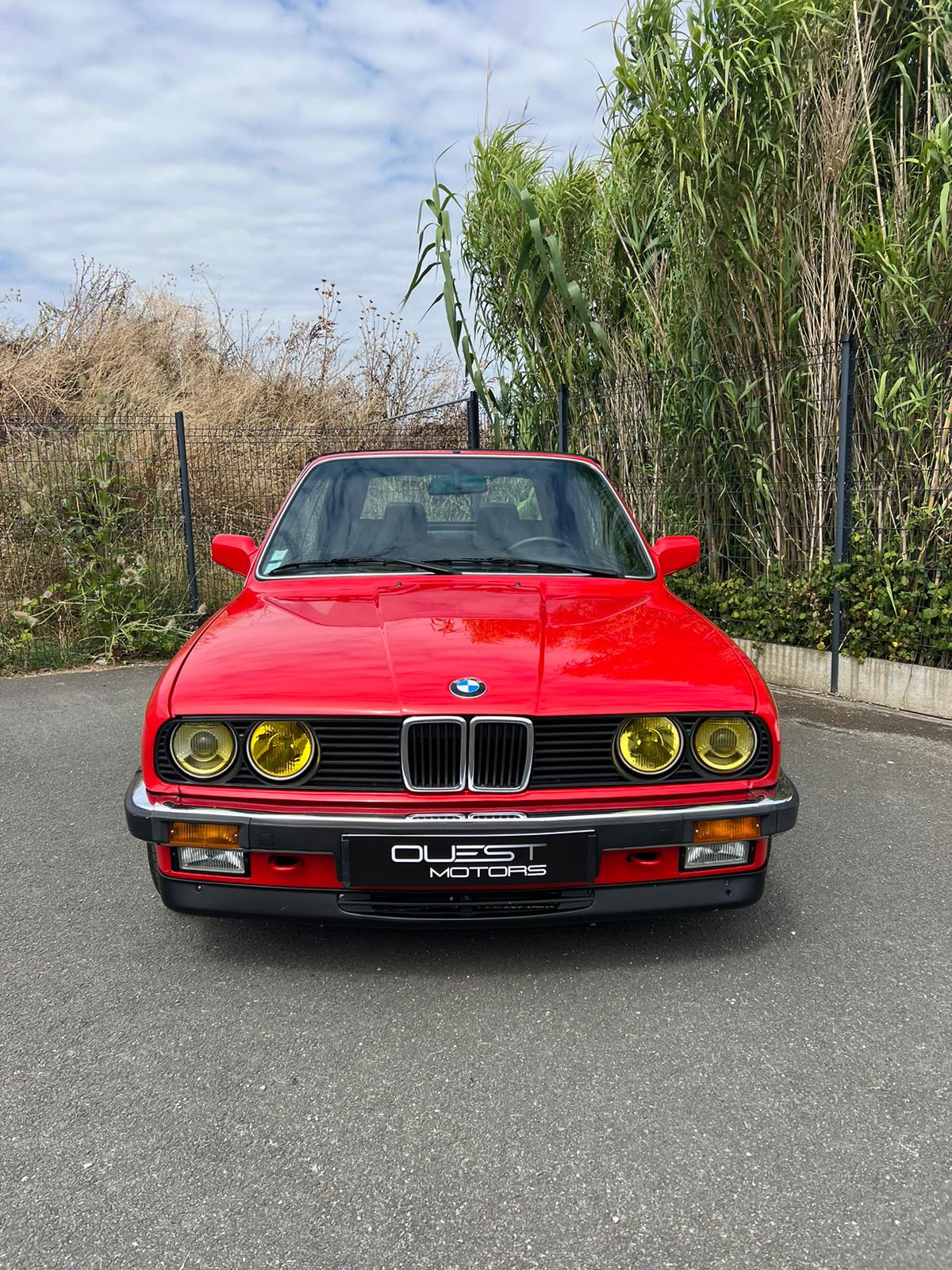 BMW E30 325 i CABRIOLET