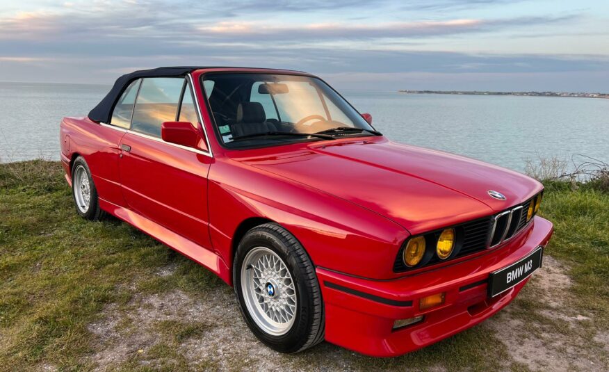 BMW 320i E30 PACK M3 ORIGINE FRANCAISE 1ère Main*ETAT EXCEPTIONNEL*